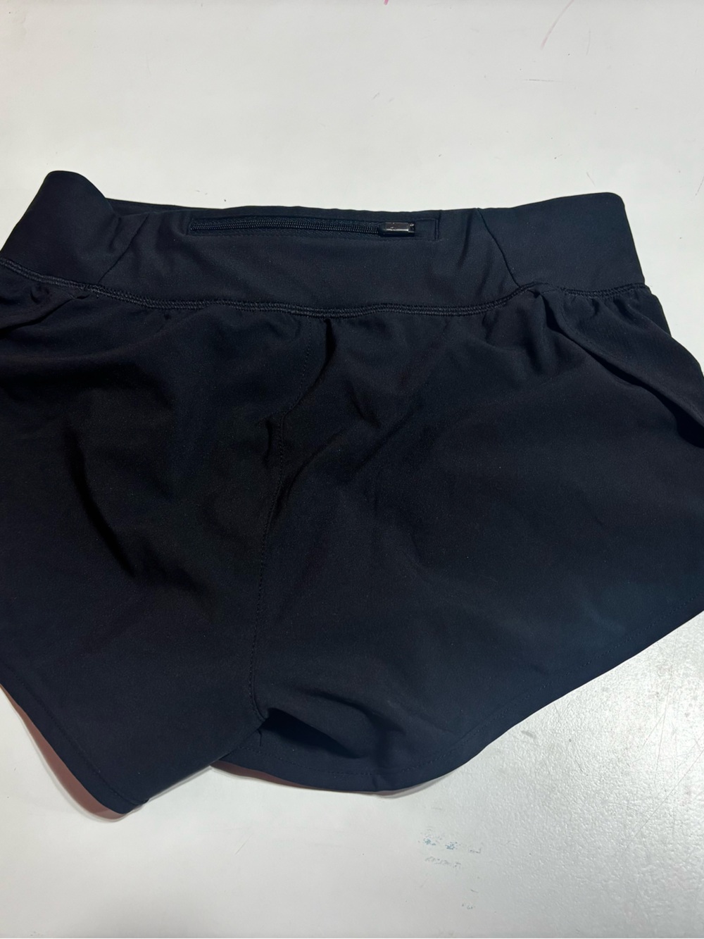 Under Armour Women’s Black Running Shorts XL - Picture 2 of 4